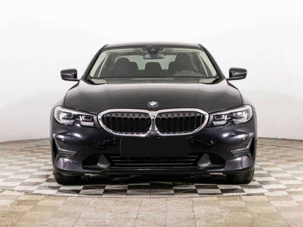 BMW 3 серии с пробегом — 2019 год. Фото: #1