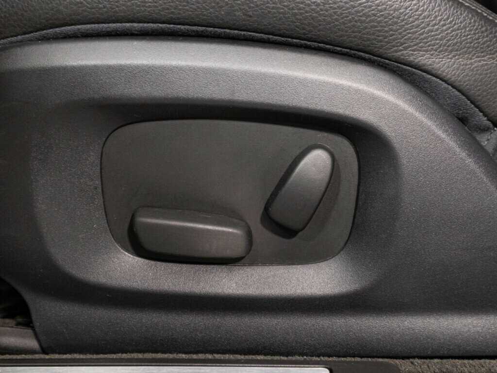 Jaguar XF с пробегом — 2014 год. Фото: #15