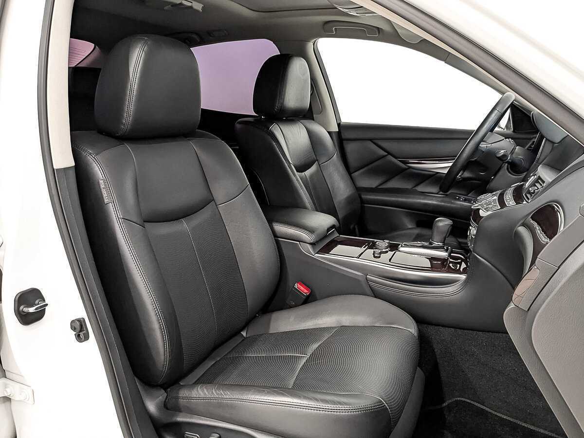 Infiniti Q70 с пробегом — 2016 год. Фото: #23