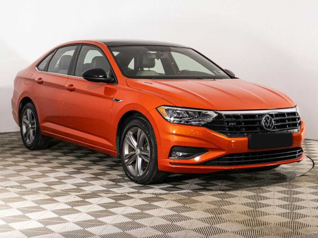 Volkswagen Jetta с пробегом — 2018 год. Фото: #2