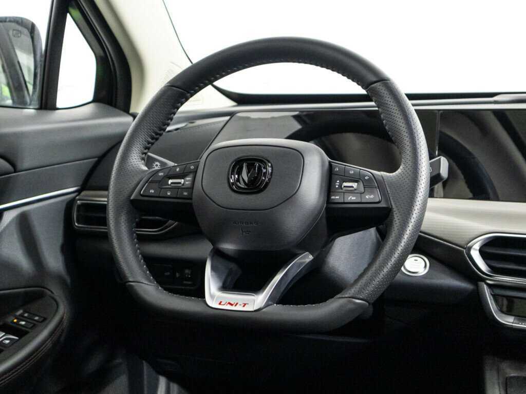 Changan UNI-T с пробегом — 2023 год. Фото: #19