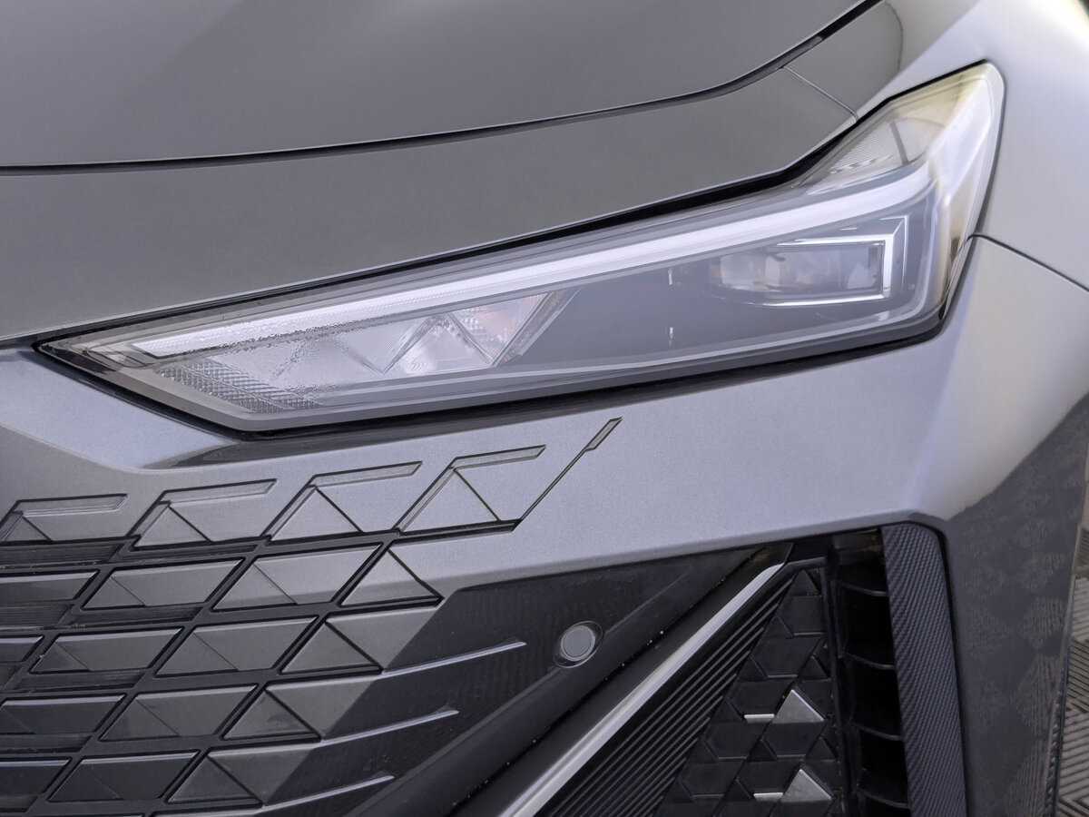 Changan UNI-V с пробегом — 2022 год. Фото: #10