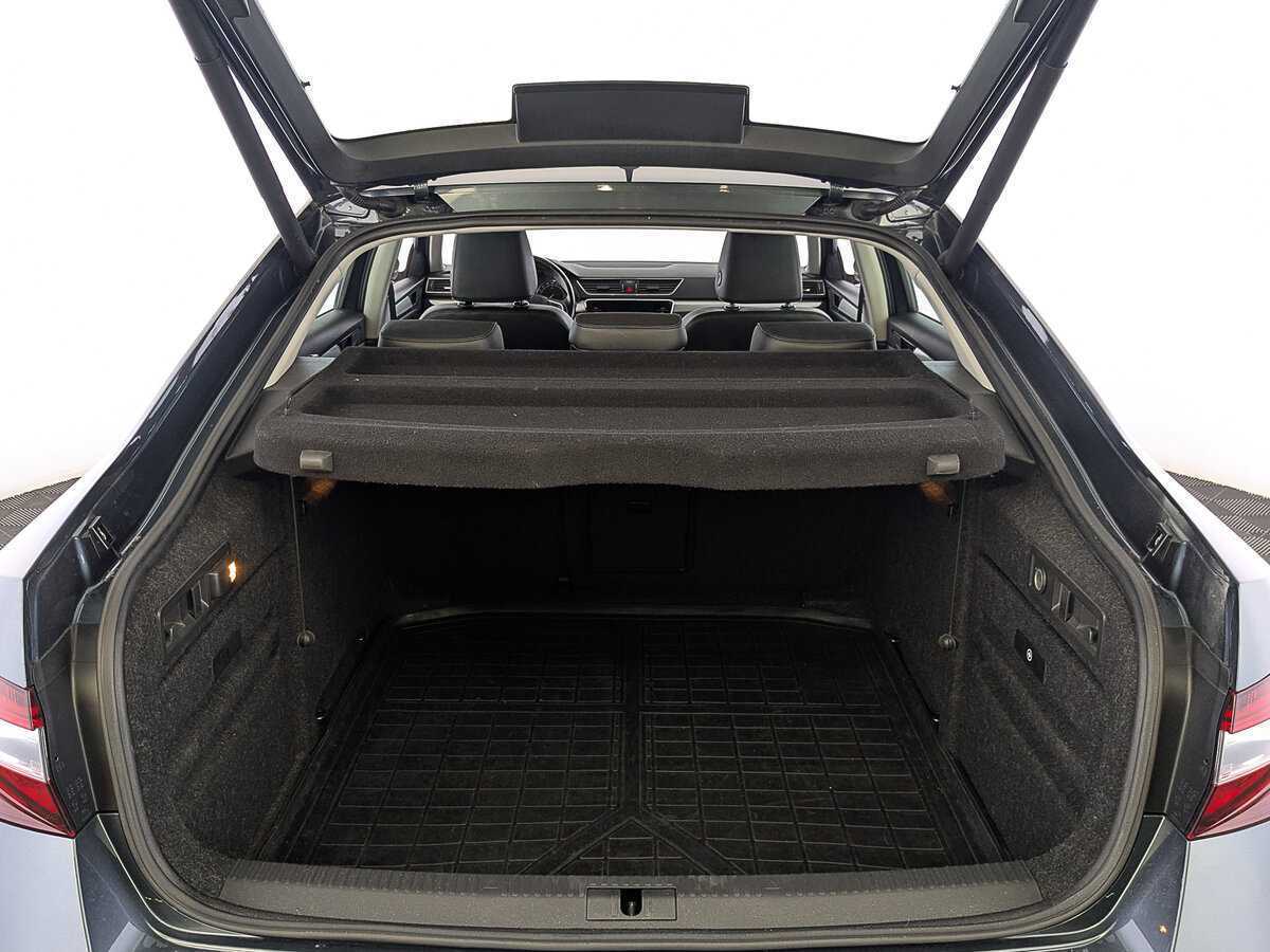 Skoda Superb с пробегом — 2018 год. Фото: #9