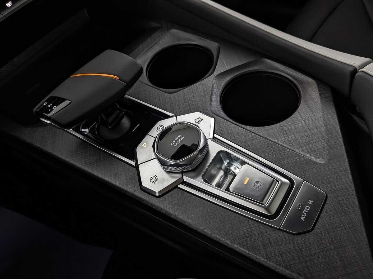 Changan UNI-V с пробегом — 2024 год. Фото: #20