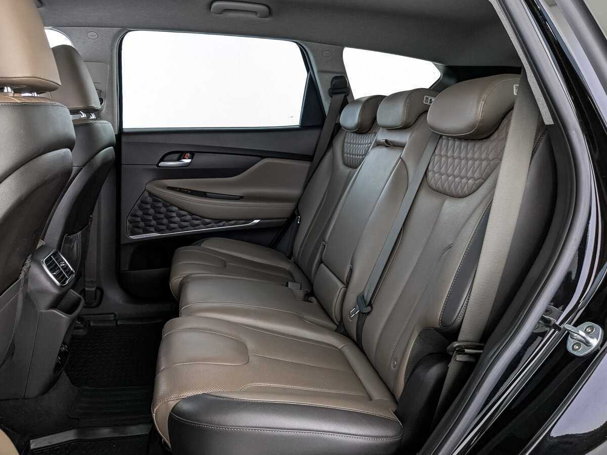 Hyundai Santa Fe с пробегом — 2020 год. Фото: #16