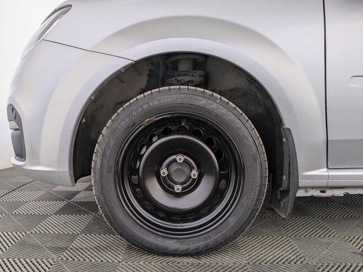 Lada (ВАЗ) Largus с пробегом — 2024 год. Фото: #11