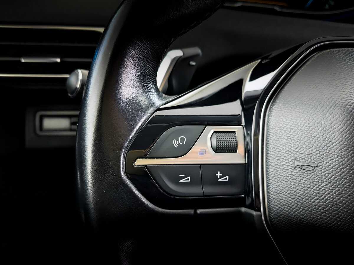 Peugeot 3008 с пробегом — 2017 год. Фото: #26