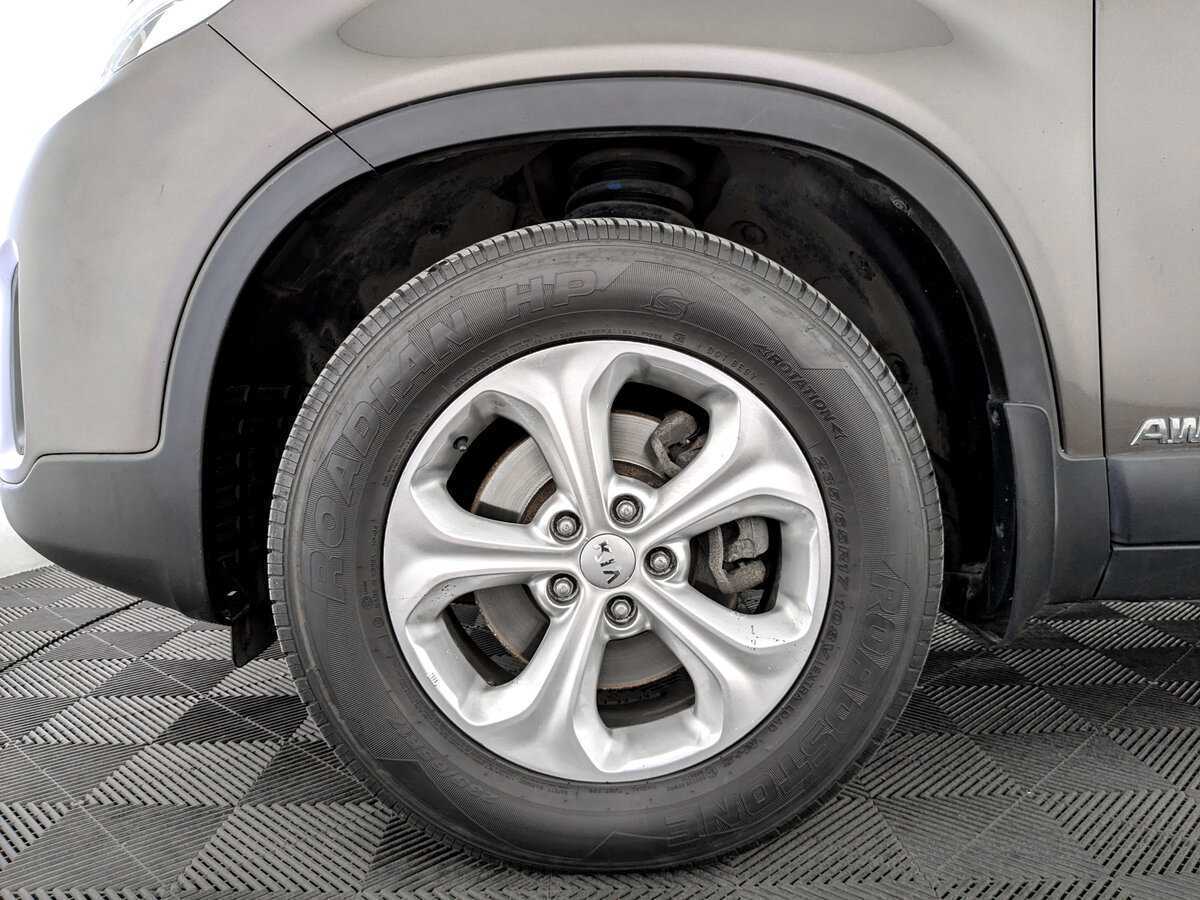 Kia Sorento с пробегом — 2016 год. Фото: #17