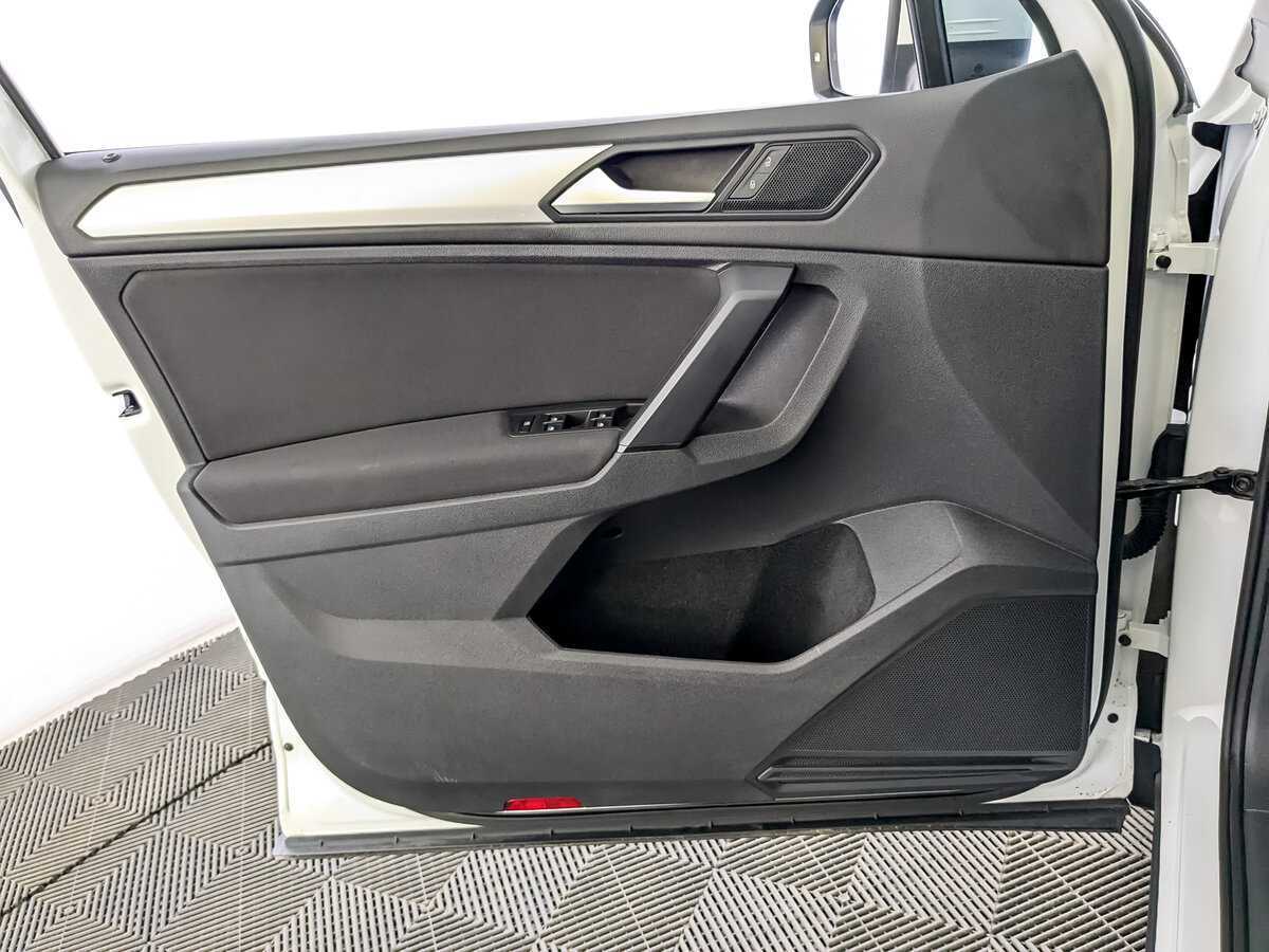 Volkswagen Tiguan с пробегом — 2020 год. Фото: #18