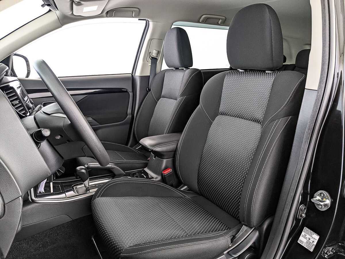 Mitsubishi Outlander с пробегом — 2021 год. Фото: #19