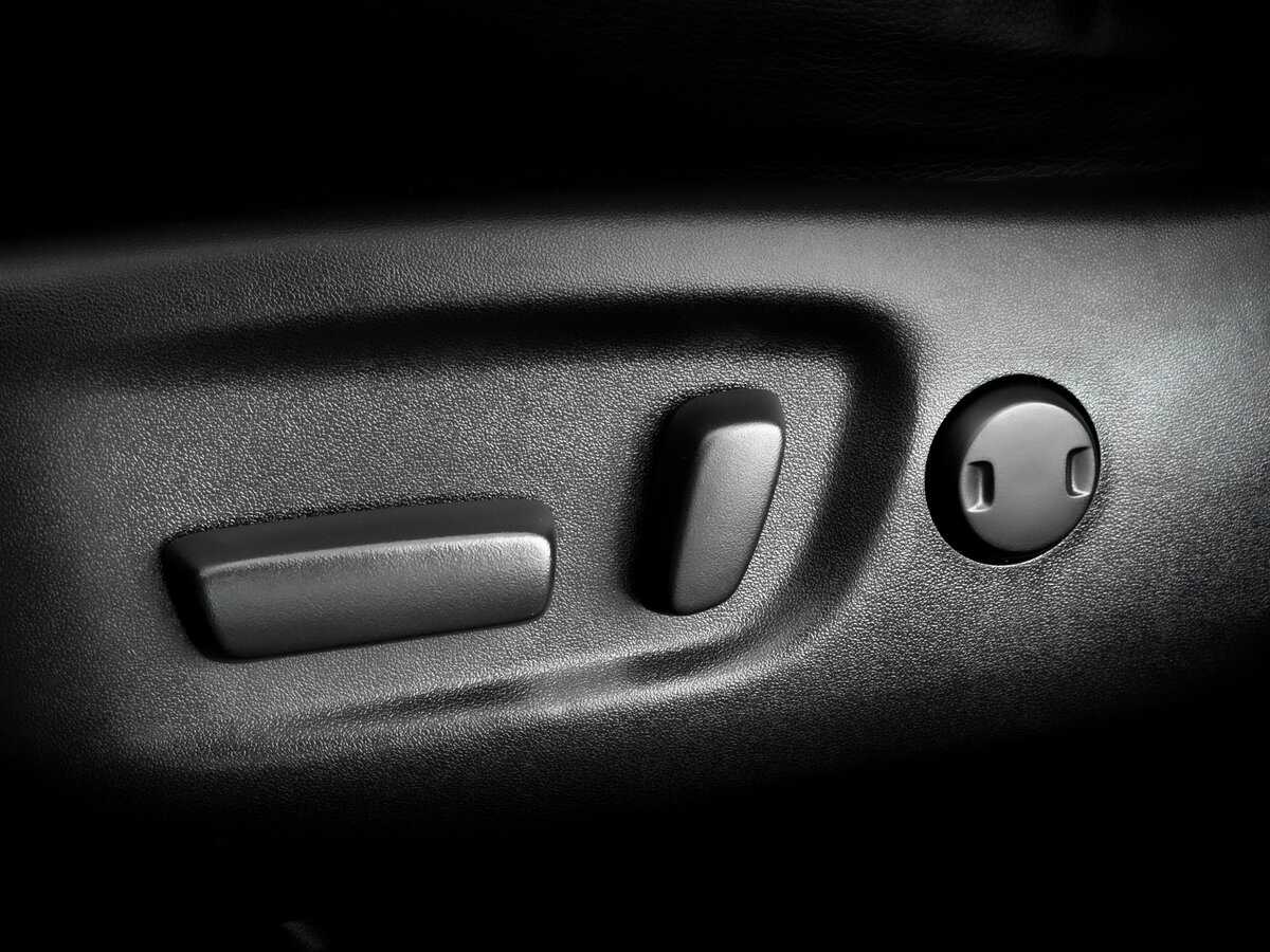 Toyota RAV4 с пробегом — 2017 год. Фото: #20