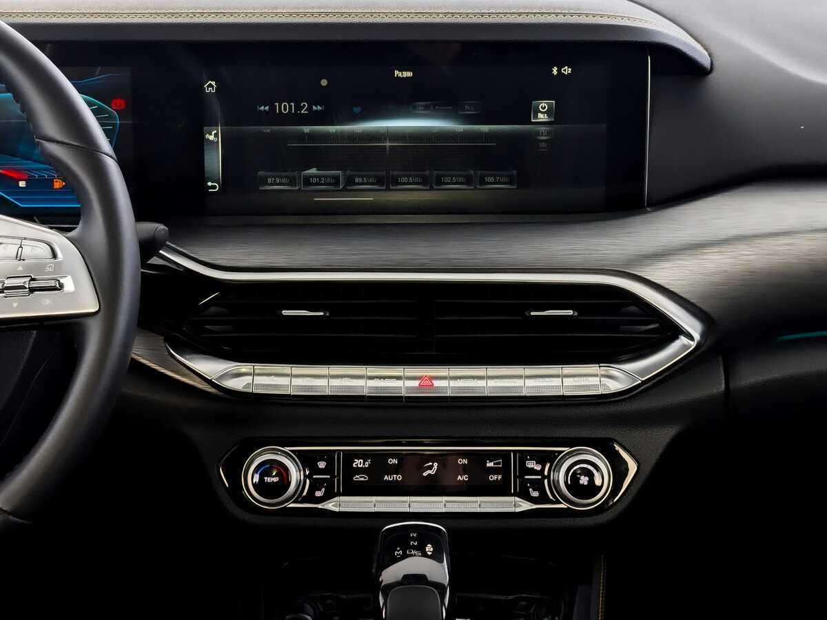 FAW Bestune T77 с пробегом — 2022 год. Фото: #13