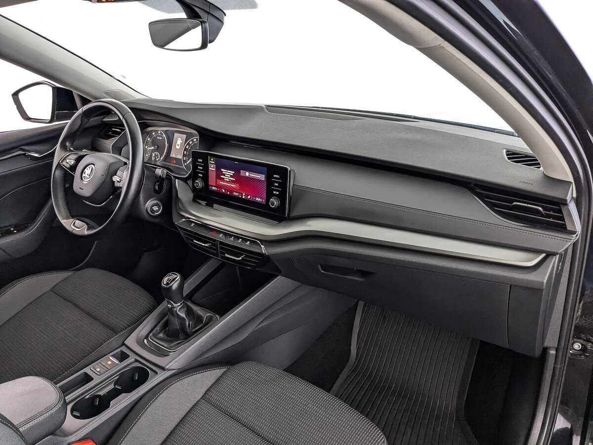 Skoda Octavia с пробегом — 2021 год. Фото: #10