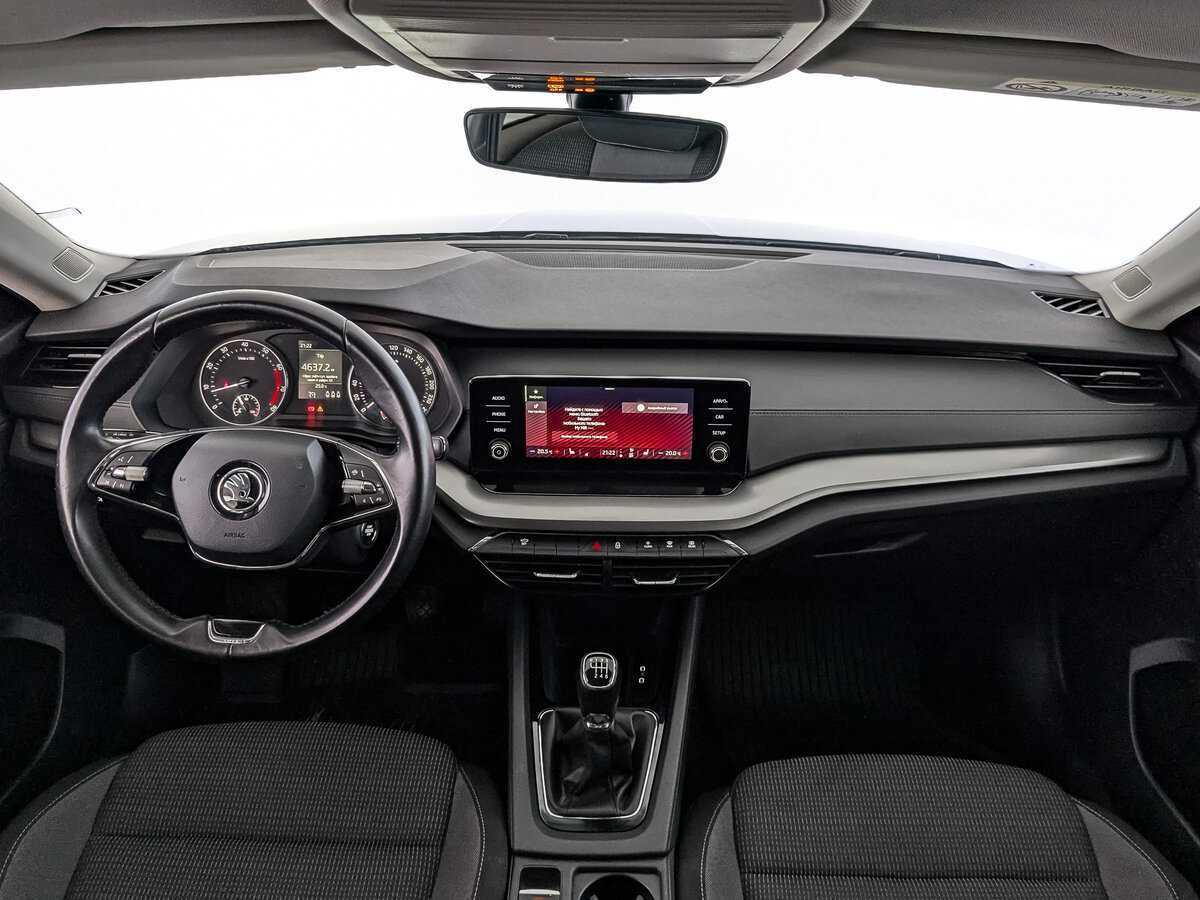 Skoda Octavia с пробегом — 2021 год. Фото: #13
