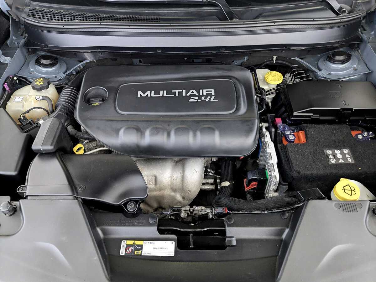 Jeep Cherokee с пробегом — 2014 год. Фото: #8