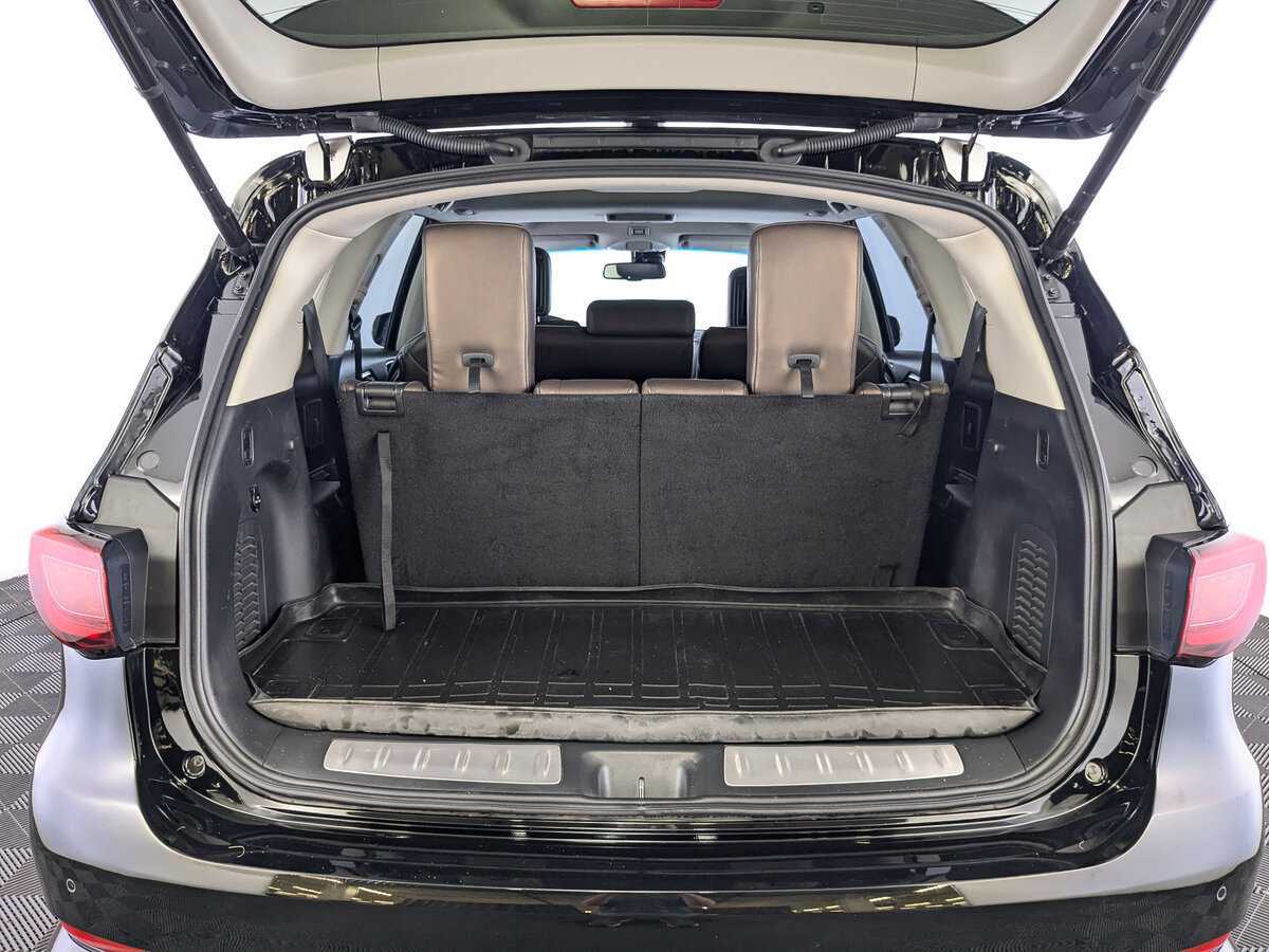 Infiniti QX60 с пробегом — 2018 год. Фото: #9