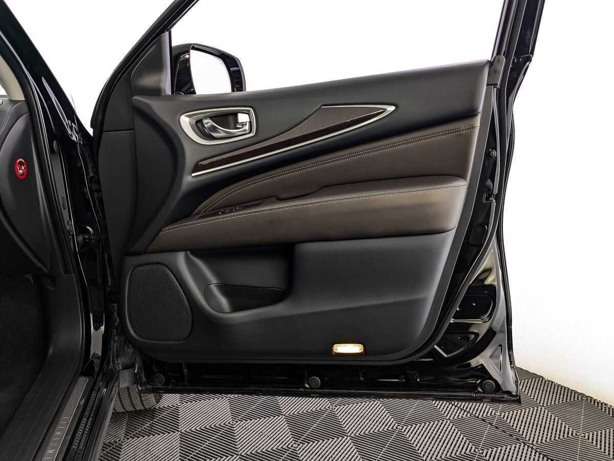 Infiniti QX60 с пробегом — 2018 год. Фото: #22