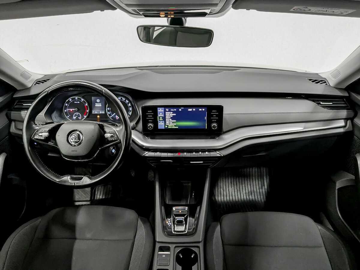 Skoda Octavia с пробегом — 2021 год. Фото: #13