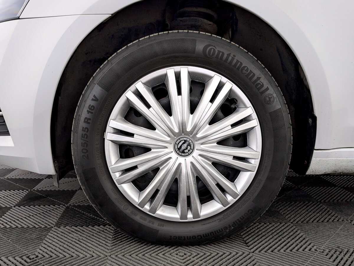 Skoda Octavia с пробегом — 2020 год. Фото: #17