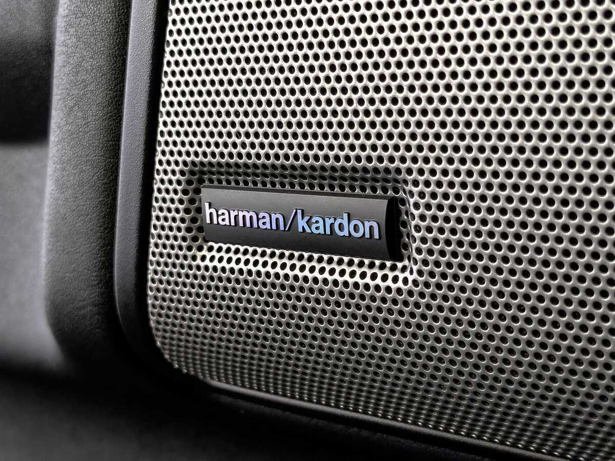 Land Rover Discovery с пробегом — 2012 год. Фото: #24