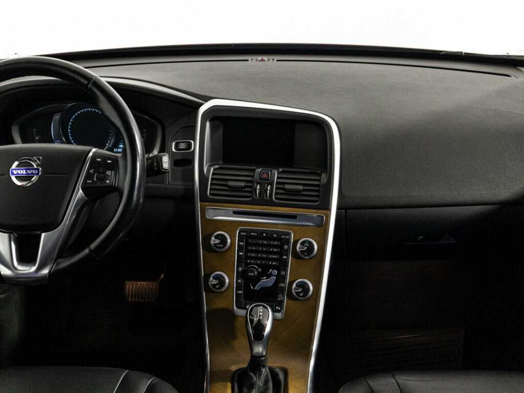 Volvo XC60 с пробегом — 2014 год. Фото: #13