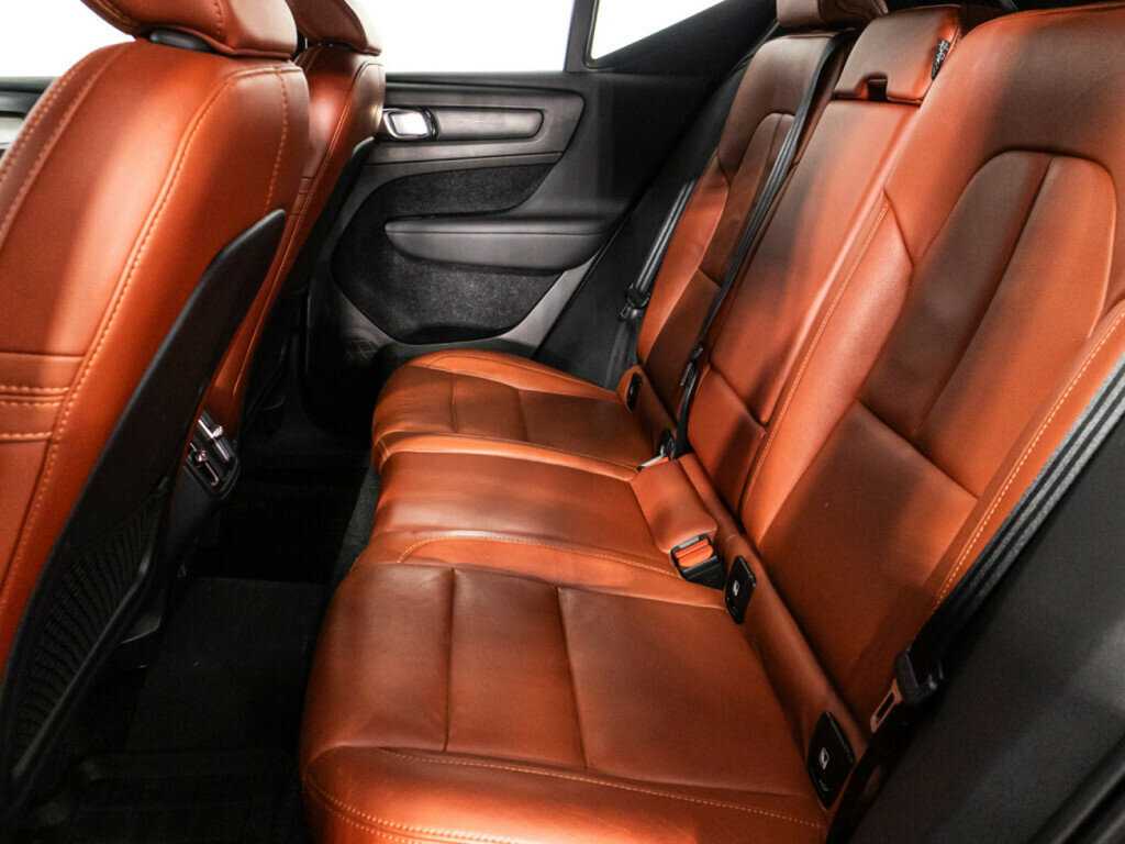 Volvo XC40 с пробегом — 2018 год. Фото: #9