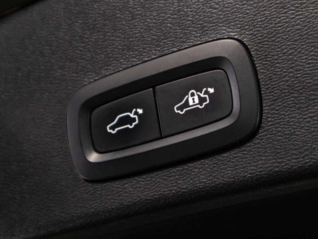 Volvo XC40 с пробегом — 2018 год. Фото: #14