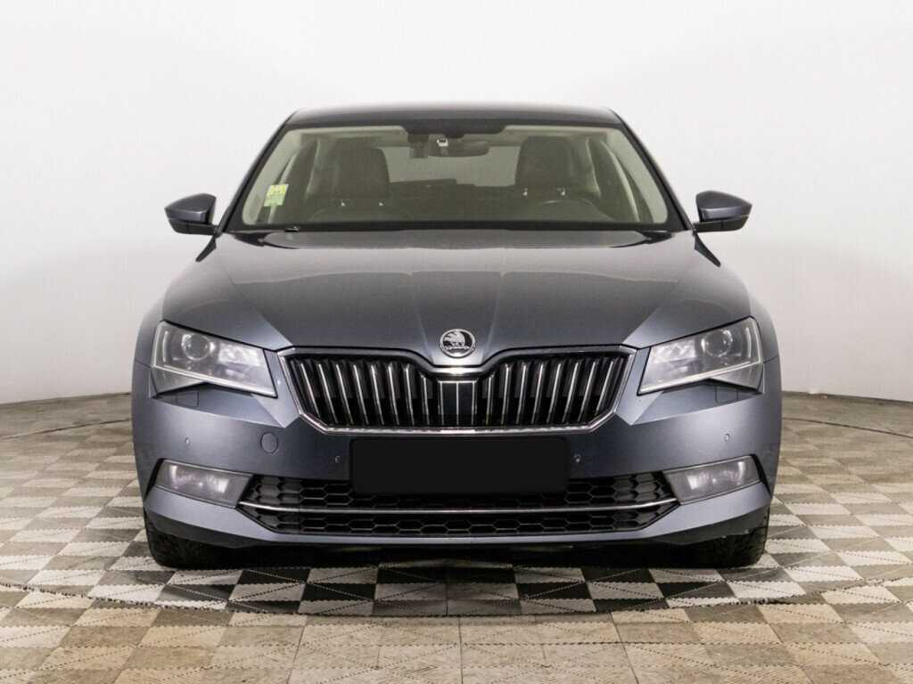 Skoda Superb с пробегом — 2018 год. Фото: #1