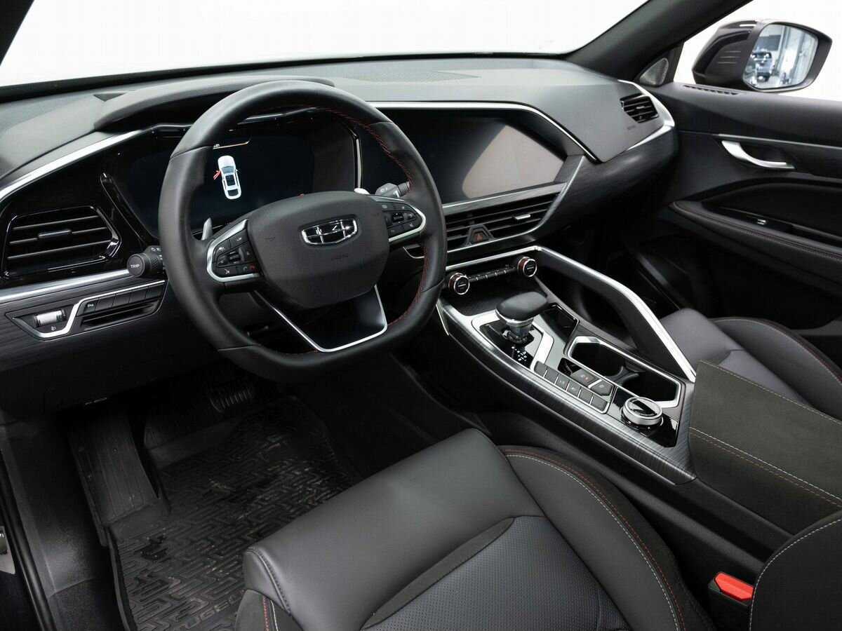 Geely Tugella с пробегом — 2023 год. Фото: #7