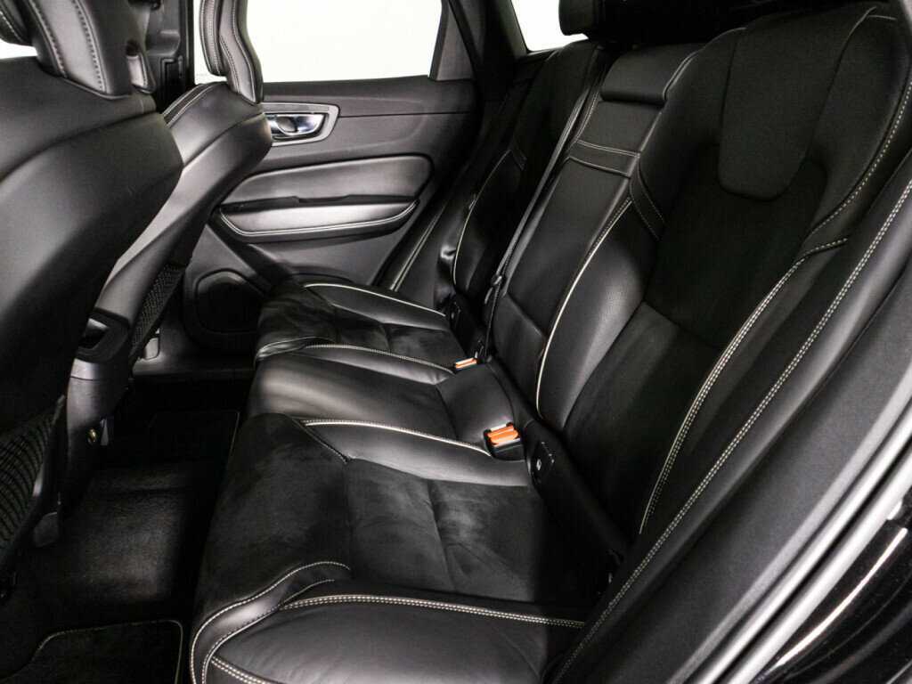 Volvo XC60 с пробегом — 2018 год. Фото: #9