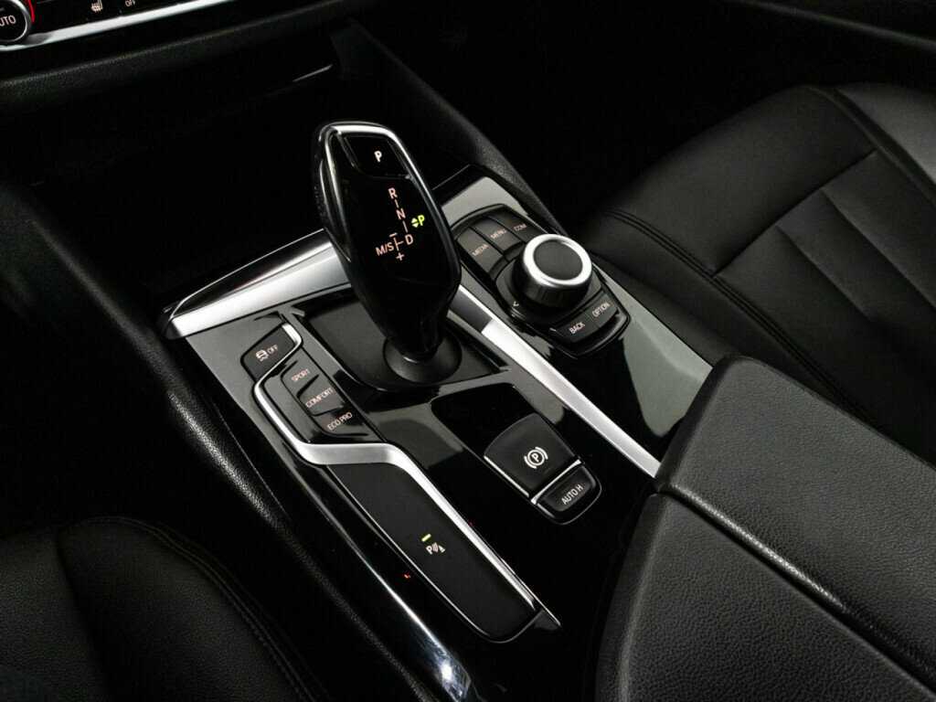 BMW 5 серии с пробегом — 2018 год. Фото: #16