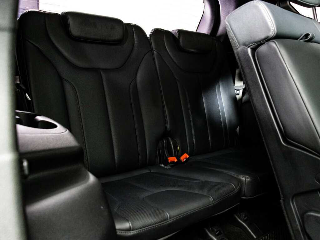 Hyundai Santa Fe с пробегом — 2018 год. Фото: #21