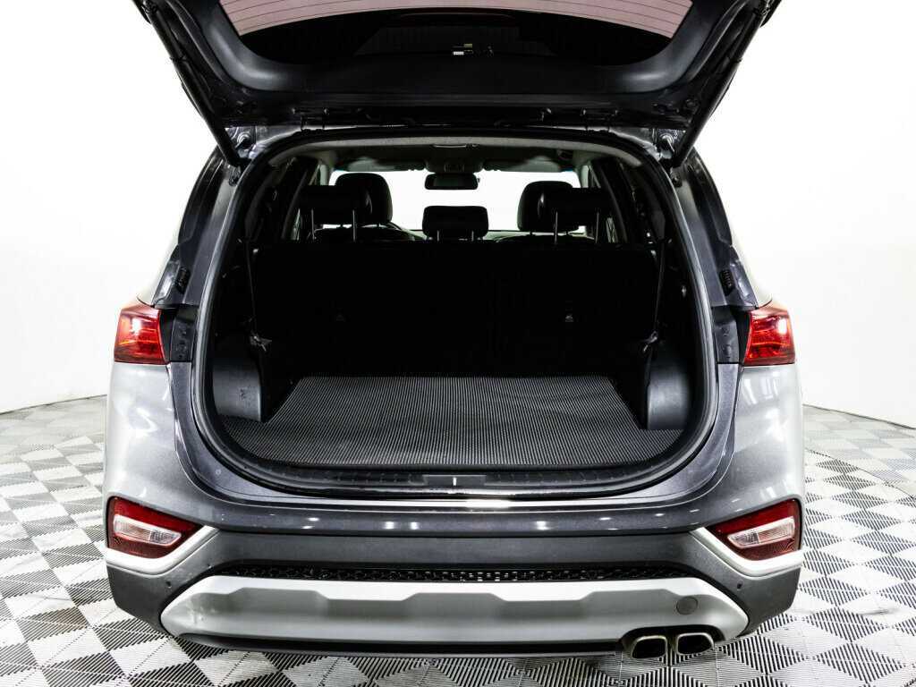 Hyundai Santa Fe с пробегом — 2018 год. Фото: #26