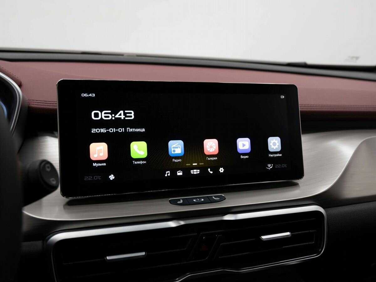 Geely Coolray с пробегом — 2023 год. Фото: #15