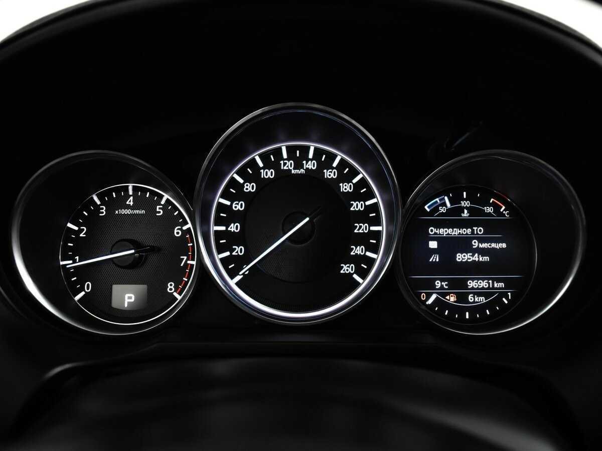 Mazda 6 с пробегом — 2017 год. Фото: #10