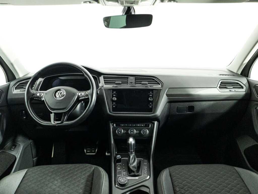 Volkswagen Tiguan с пробегом — 2018 год. Фото: #12