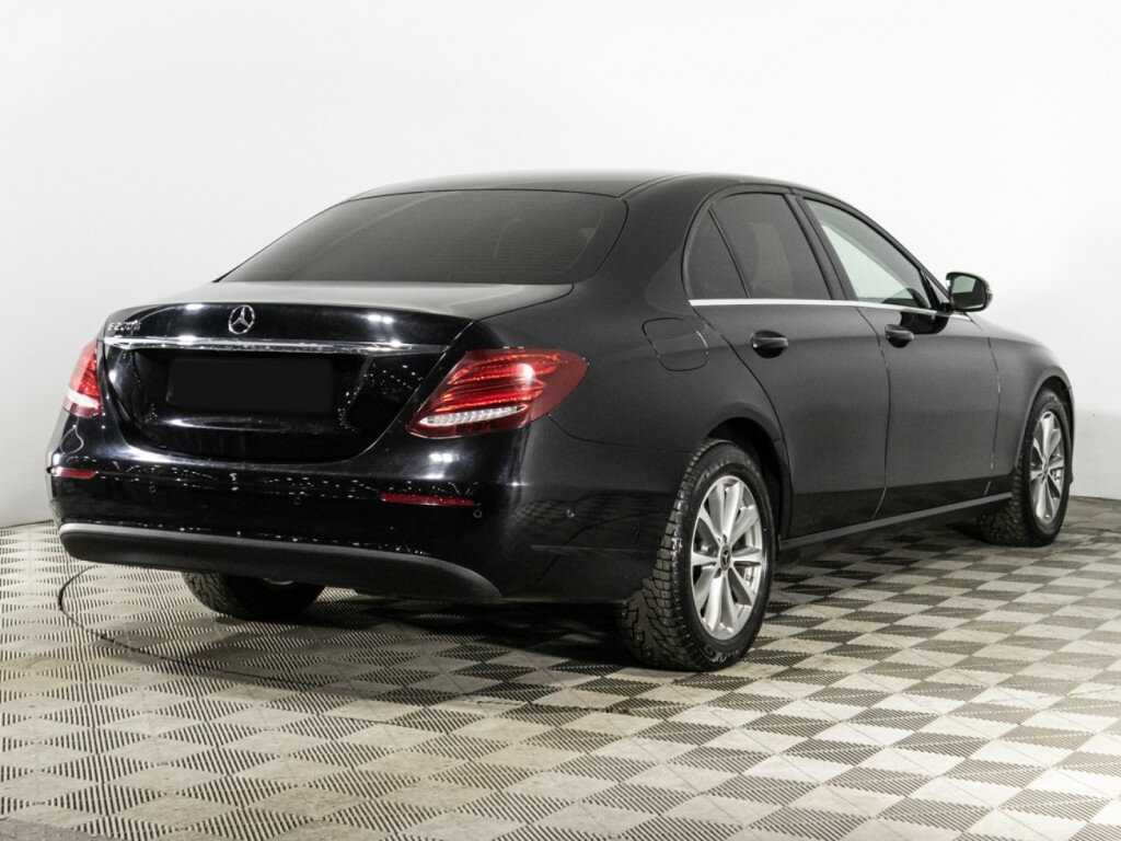 Mercedes-Benz E-Класс с пробегом — 2019 год. Фото: #4