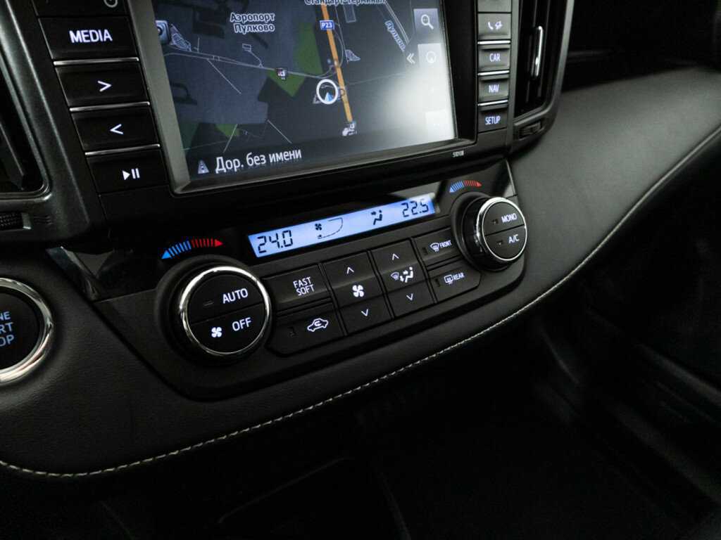 Toyota RAV4 с пробегом — 2017 год. Фото: #19