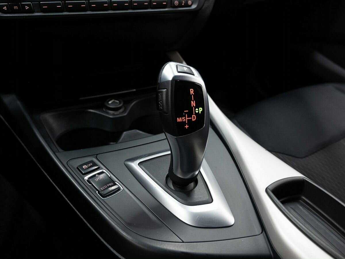 BMW 1 серии с пробегом — 2013 год. Фото: #16