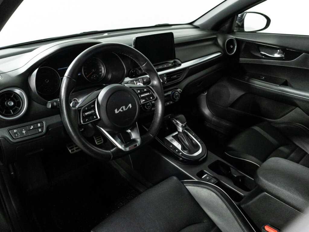 Kia Cerato с пробегом — 2022 год. Фото: #11