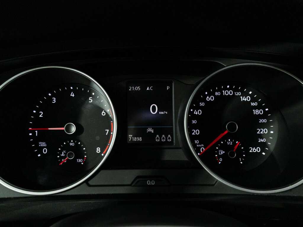 Volkswagen Tiguan с пробегом — 2021 год. Фото: #11