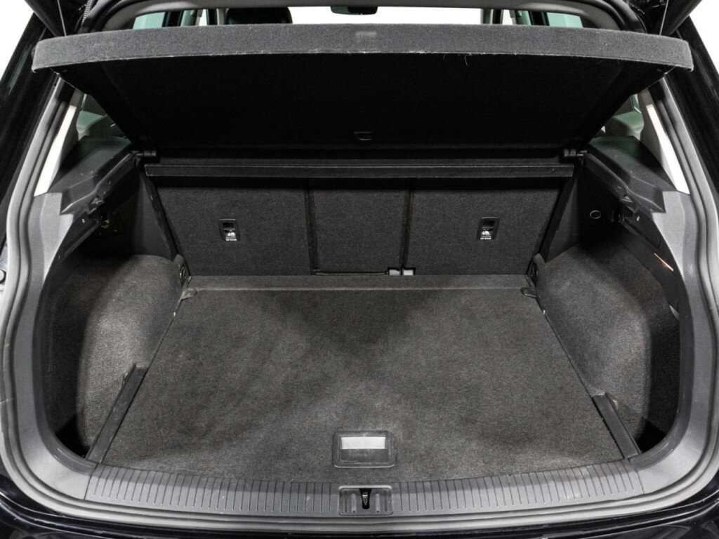 Volkswagen Tiguan с пробегом — 2021 год. Фото: #14