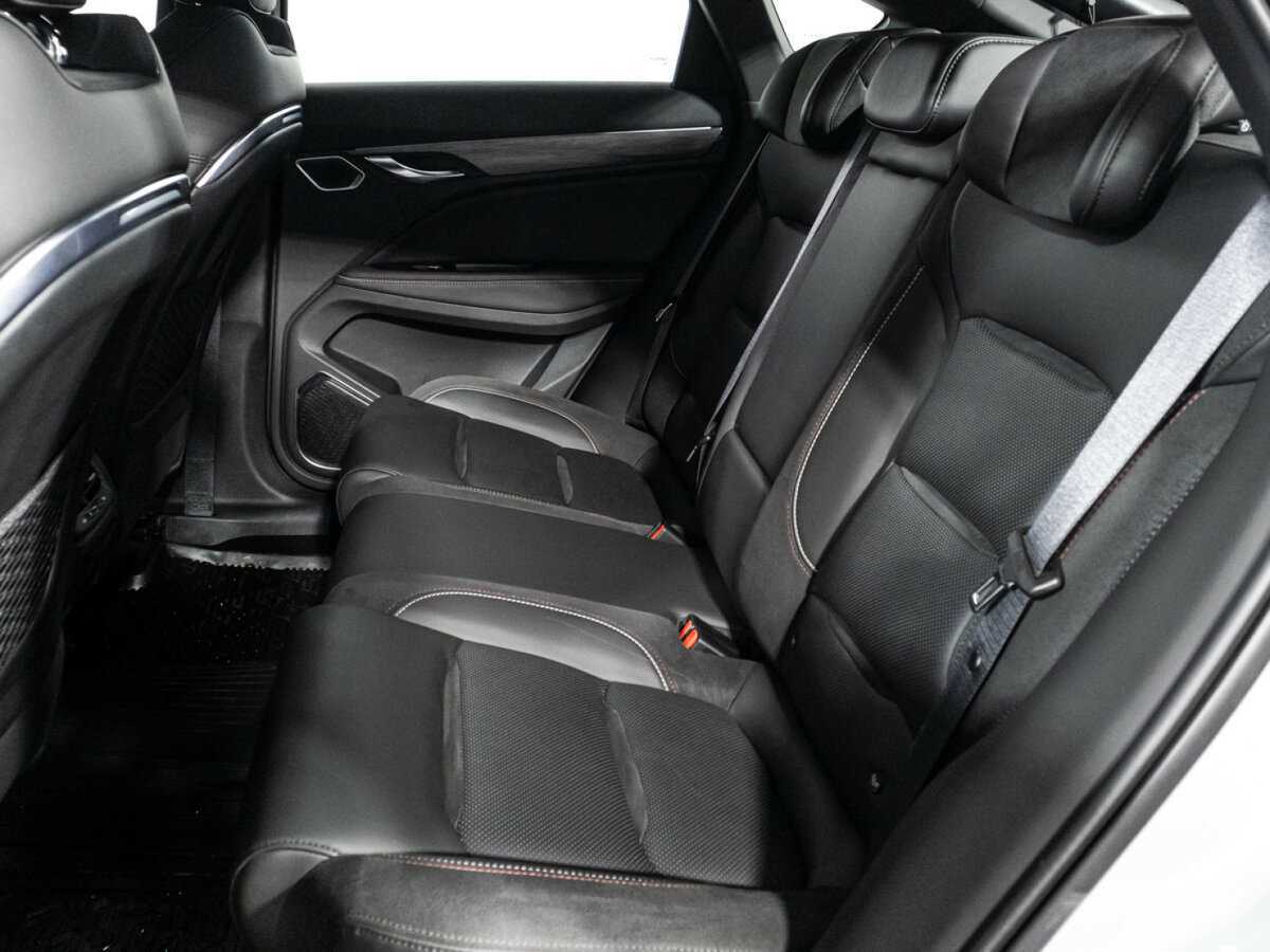 Geely Tugella с пробегом — 2022 год. Фото: #9