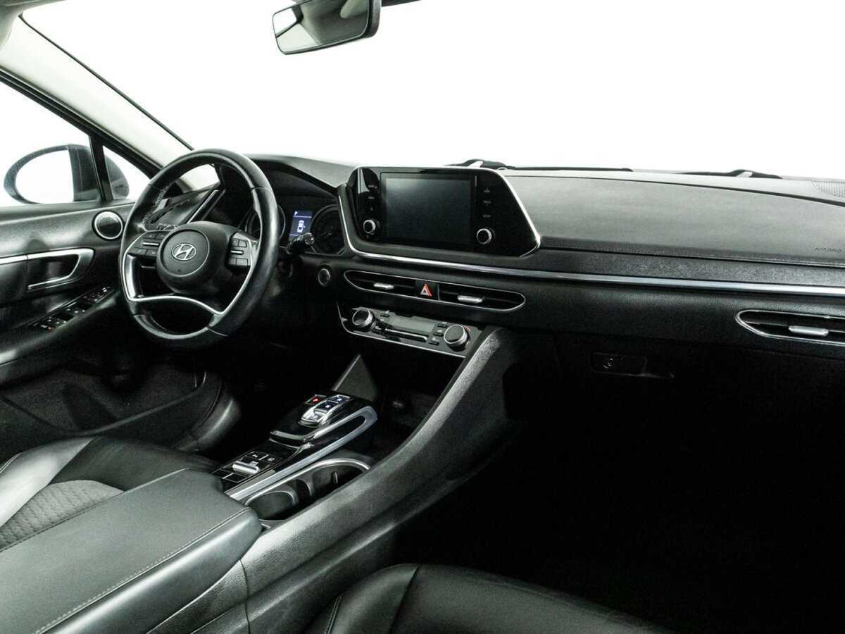 Hyundai Sonata с пробегом — 2020 год. Фото: #8