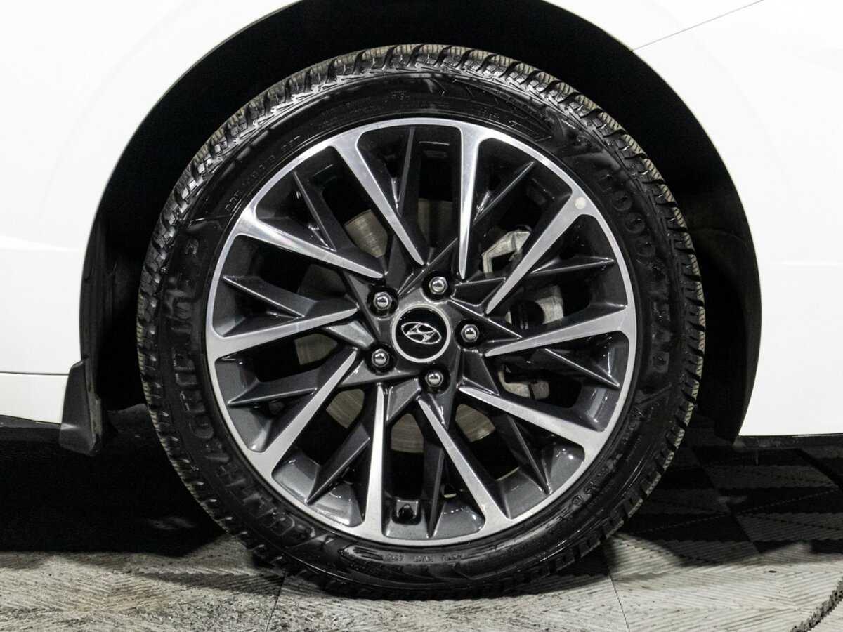 Hyundai Sonata с пробегом — 2022 год. Фото: #20