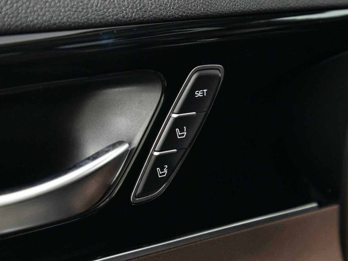 Kia Sorento с пробегом — 2016 год. Фото: #16