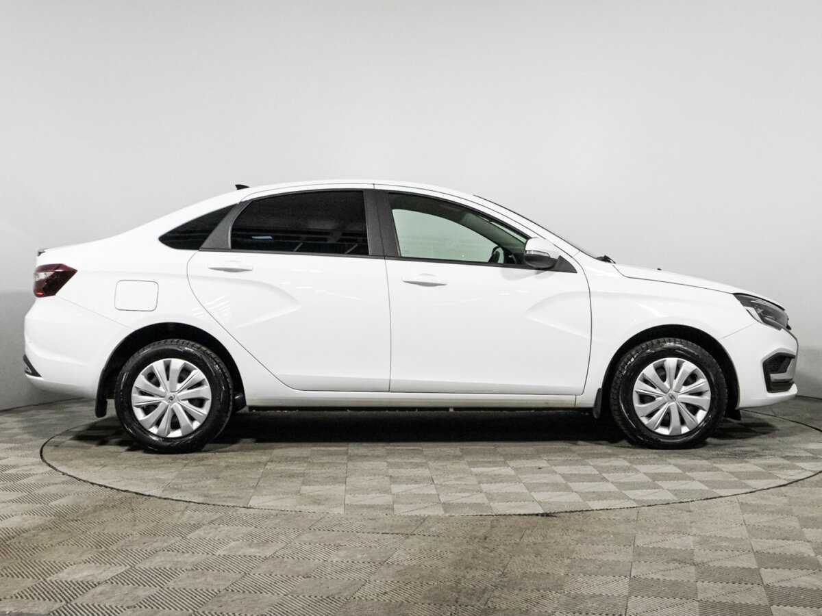 Lada (ВАЗ) Vesta с пробегом — 2024 год. Фото: #3