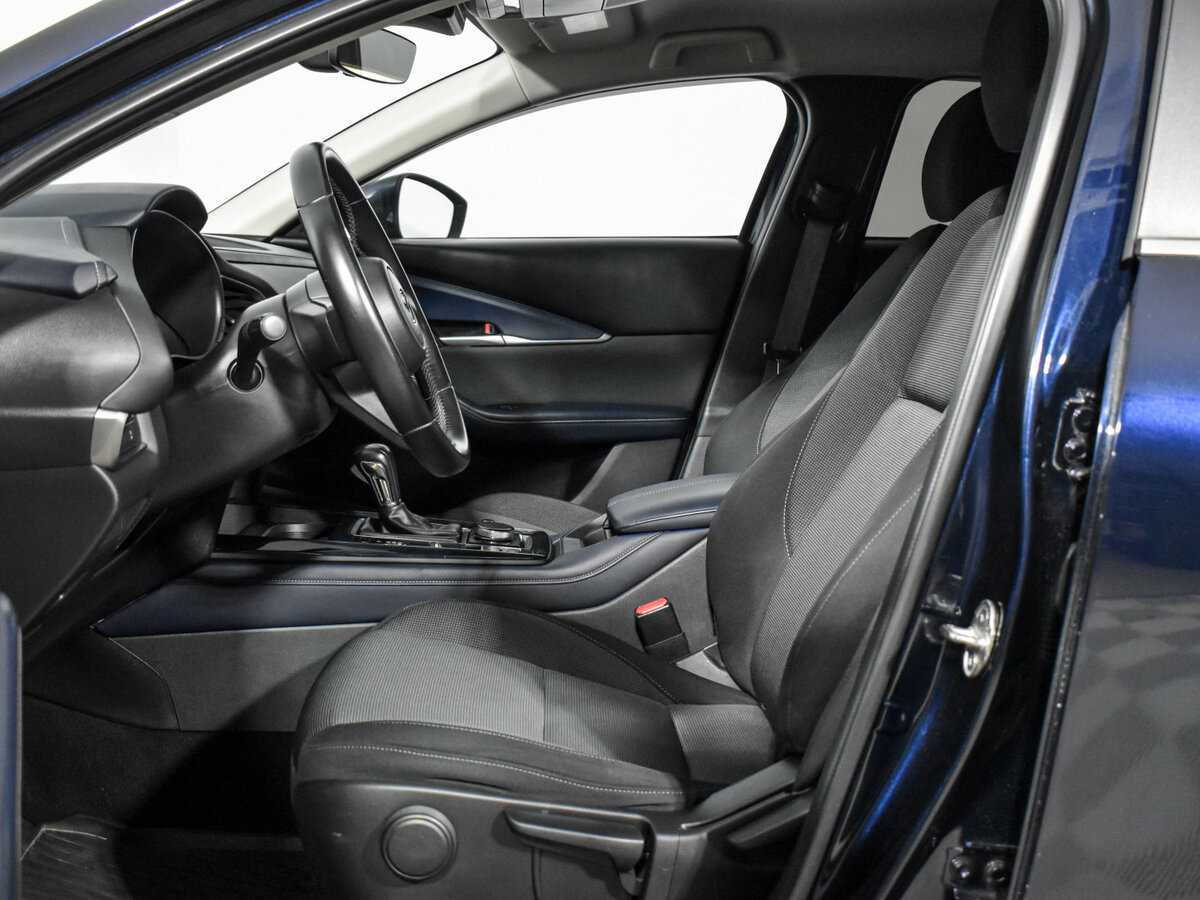 Mazda CX-30 с пробегом — 2020 год. Фото: #11