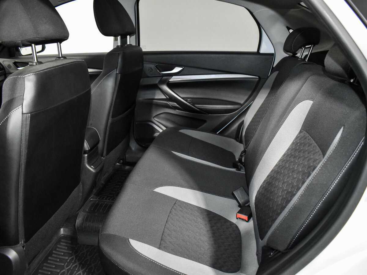 Lada (ВАЗ) Vesta с пробегом — 2023 год. Фото: #11