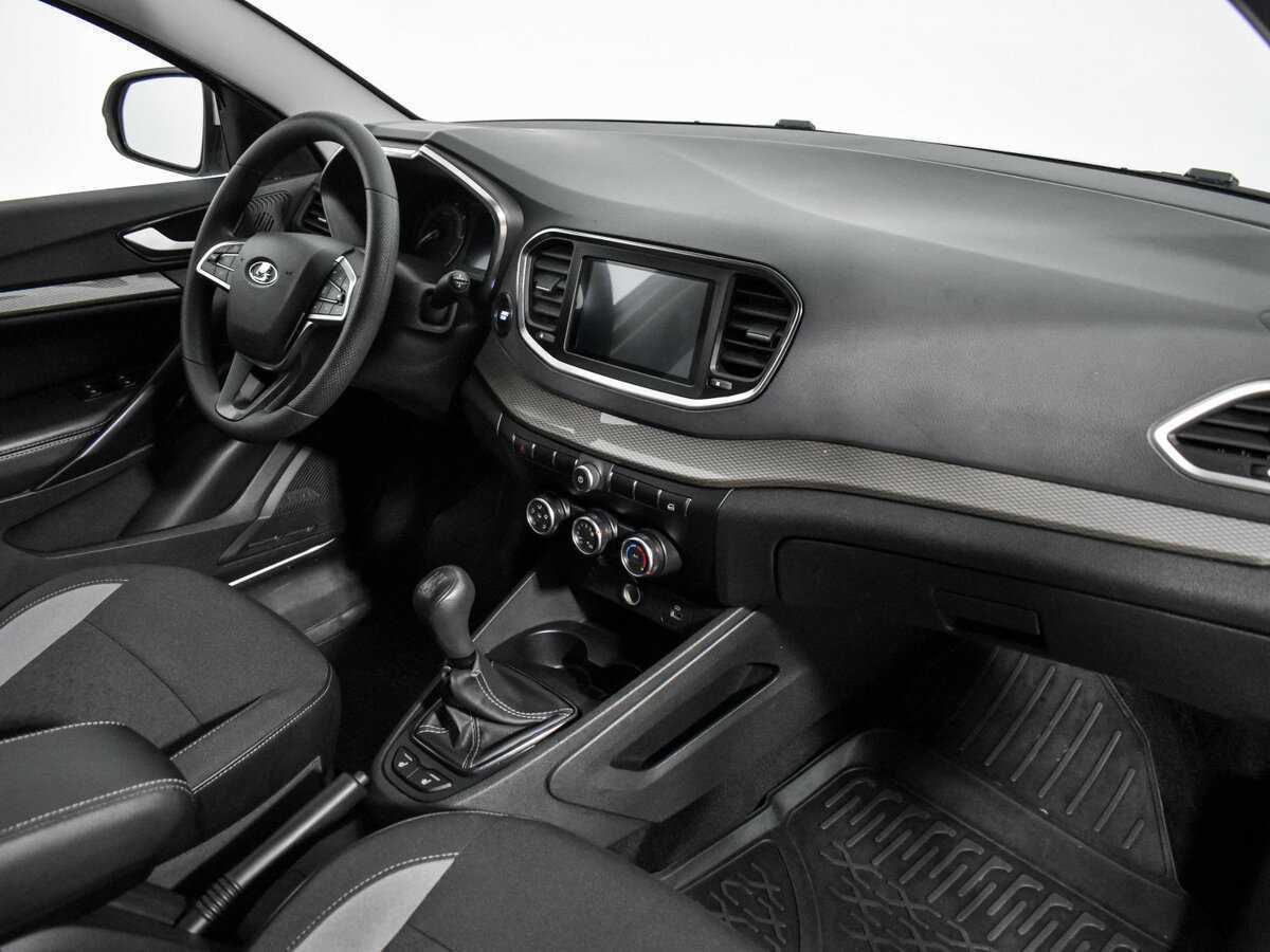 Lada (ВАЗ) Vesta с пробегом — 2023 год. Фото: #14